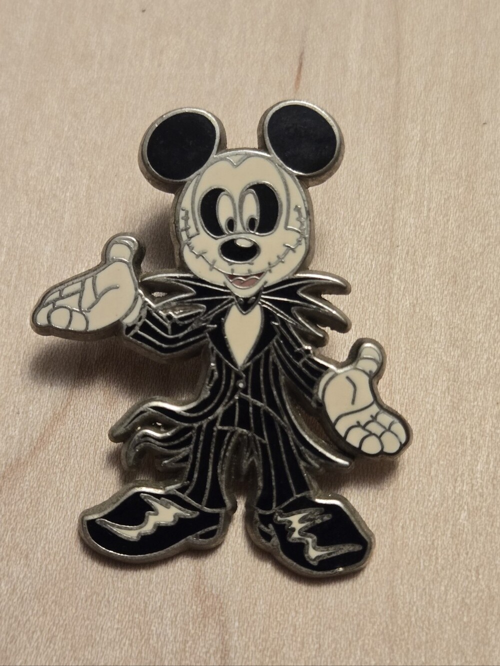 Disney Halloween Mickey Mouse Dressed As Jack Skellington Pin 2008